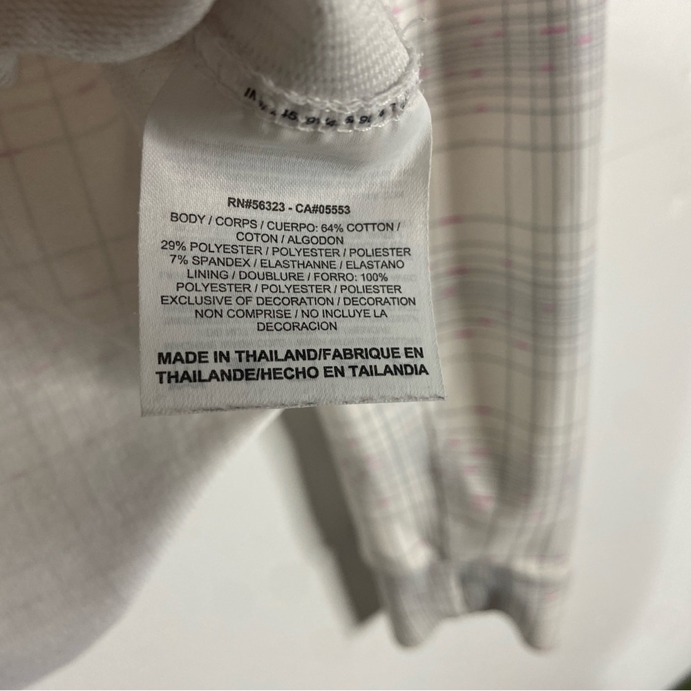 Nike Drifit Geometric Pattern Vented Athletic Hoo… - image 5